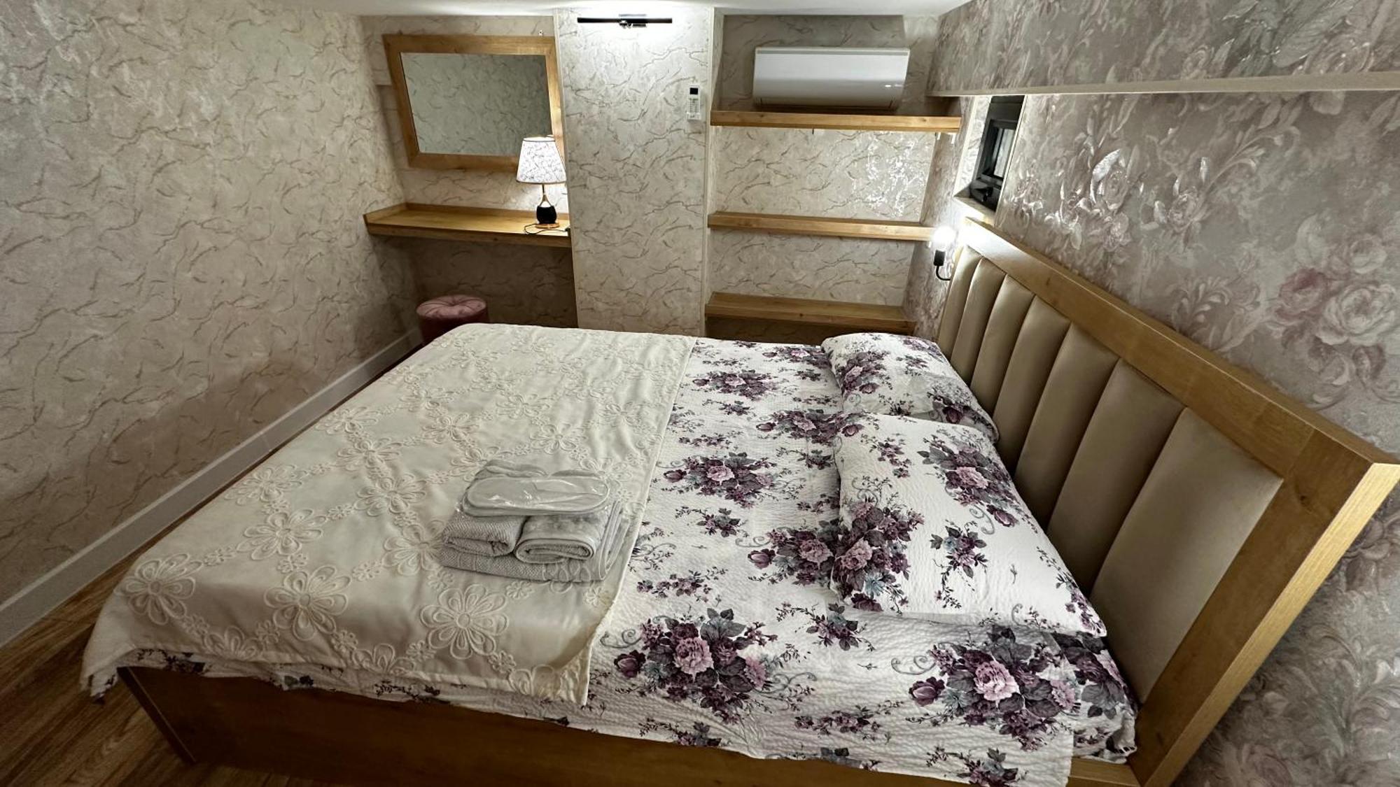 Made With Love Apartment Tbilisi Bagian luar foto
