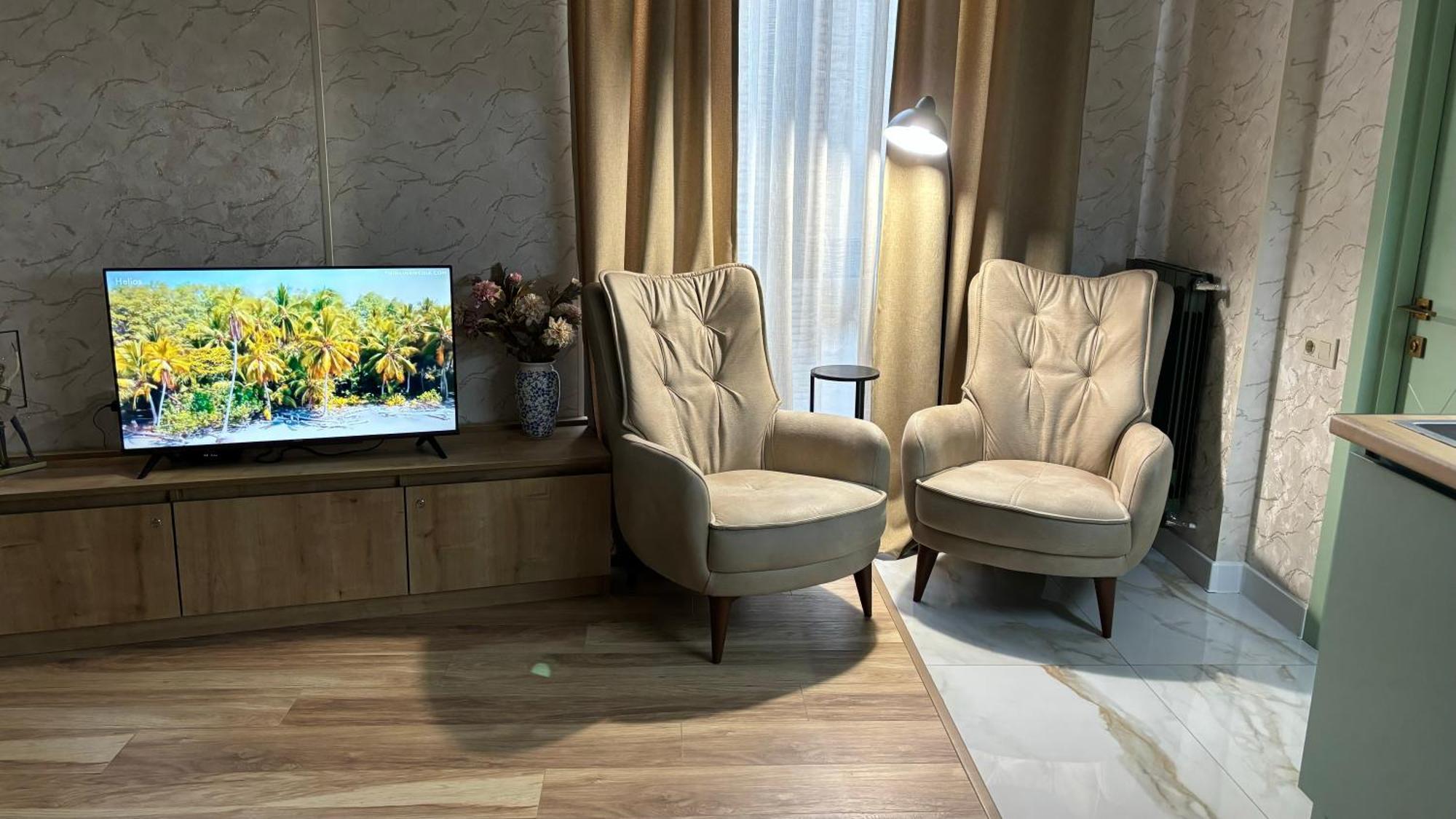 Made With Love Apartment Tbilisi Bagian luar foto